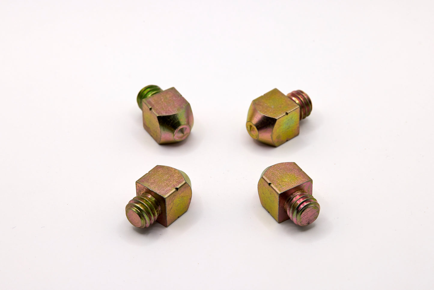 PS-02-04-4 - Small Grass Stud - Set of 4